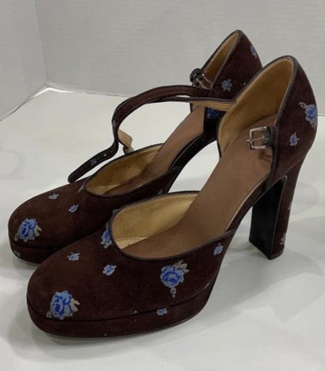 Rare 2000's Dolce & Gabbana Suede Floral Heels Size 6.5