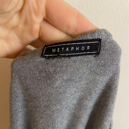 Gray Long Sleeve Sweater by Metaphor Size M